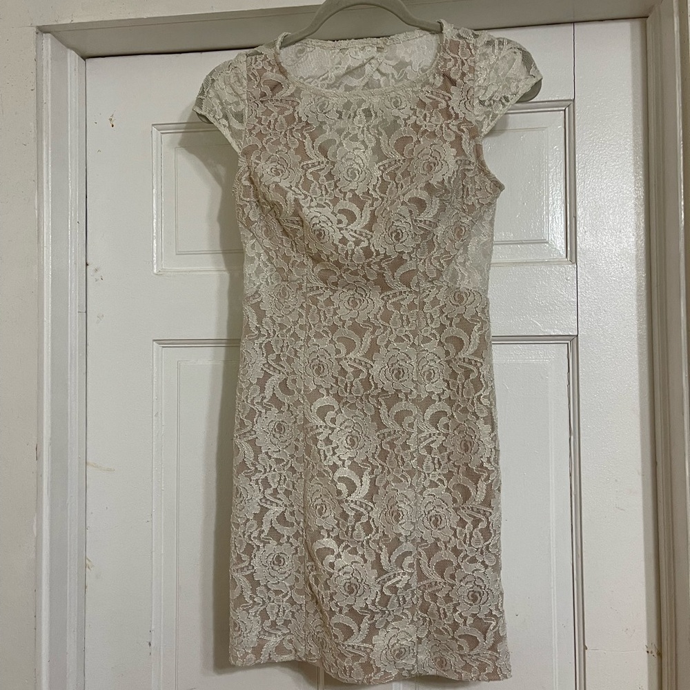 Hailey Logan by Adrianna Papell white lace dress open back  size 1/2